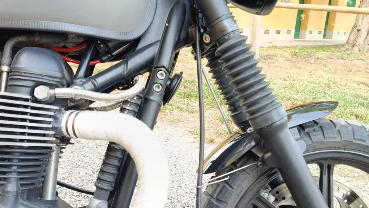 Triumph Bonneville SE (2009 - 13)  (18)