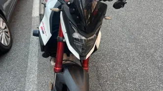 Honda CB 750 Hornet (2023 - 24) usata