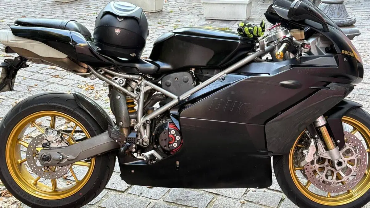 Ducati 999 (2002 - 04) 