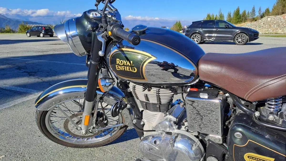 Royal Enfield Classic 500 EFI - Chrome (2017 - 20) 