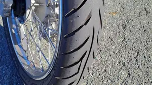 Royal Enfield Classic 500 EFI - Chrome (2017 - 20)  (3)