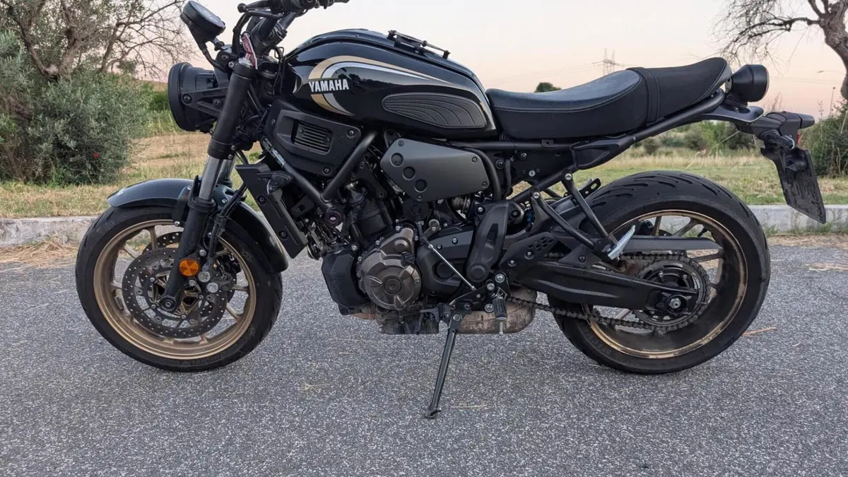 Yamaha XSR 700 (2022 - 26)  (4)