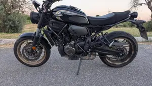 Yamaha XSR 700 (2022 - 26)  (4)