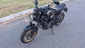 Yamaha XSR 700 (2022 - 26)  (2)