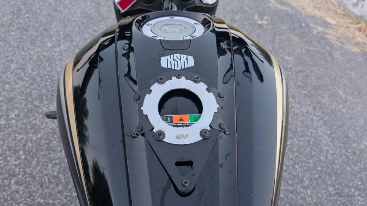 Yamaha XSR 700 (2022 - 26)  (6)