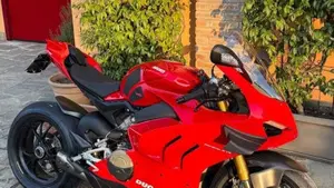 Ducati Panigale V4 1100 (2021)  (2)