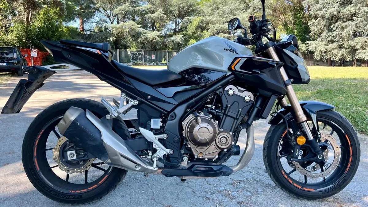 Honda CB 500 F (2022 - 23)  (2)