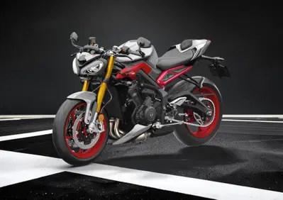Triumph Street Triple 765 RX (2026) - Annuncio 10068332