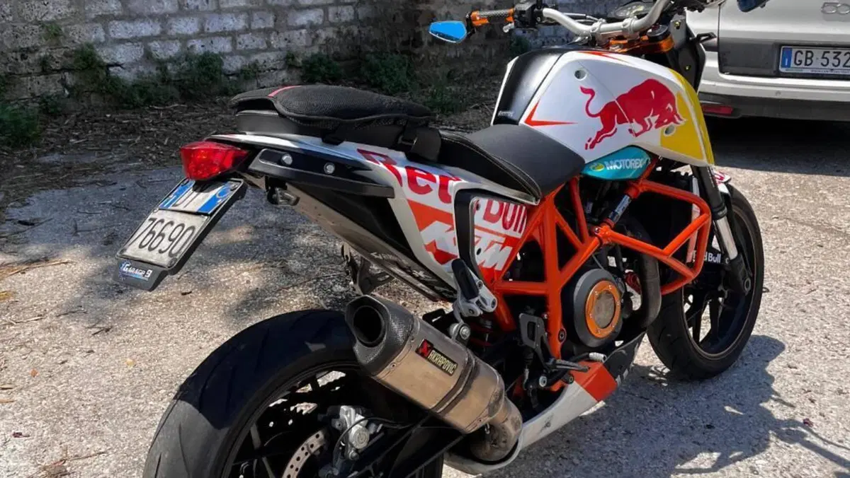 KTM 690 Duke R (2010 - 15)  (4)