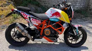 KTM 690 Duke R (2010 - 15)  (5)