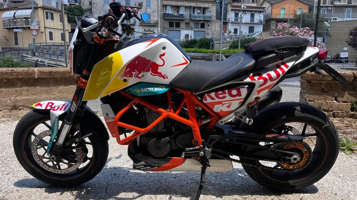 KTM 690 Duke R (2010 - 15)  (6)