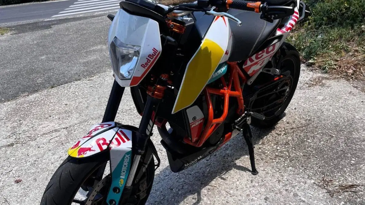 KTM 690 Duke R (2010 - 15)  (7)