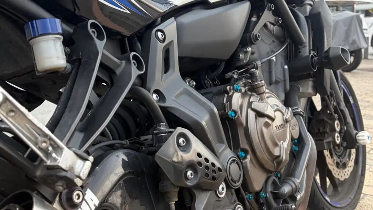 Yamaha MT-07 (2017 - 18)  (4)