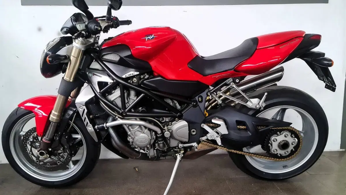 MV Agusta Brutale 910 S (2005 - 11)  (2)