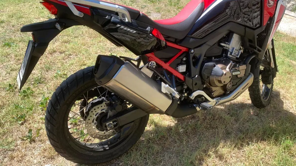 Honda Africa Twin CRF 1100L DCT (2020 - 21)  (2)