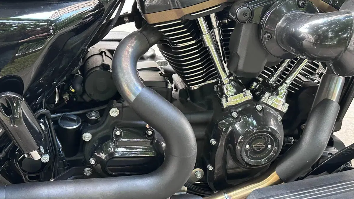 Harley-Davidson Road Glide ST (2022 - 23)  (6)