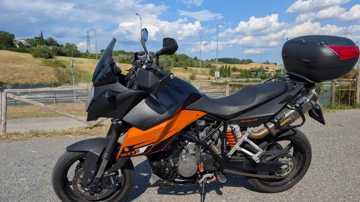 KTM 990 Supermoto T (2009 - 11)  (4)