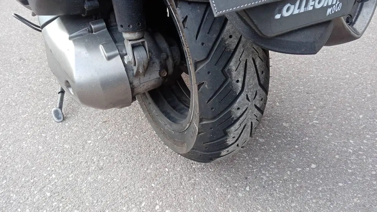 Kymco Downtown 300i ABS (2009 - 17)  (7)