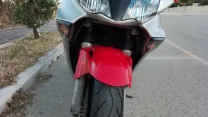Honda VFR 800 (2002 - 05) 