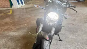 Ducati Monster 821 (2018 - 20)  (4)