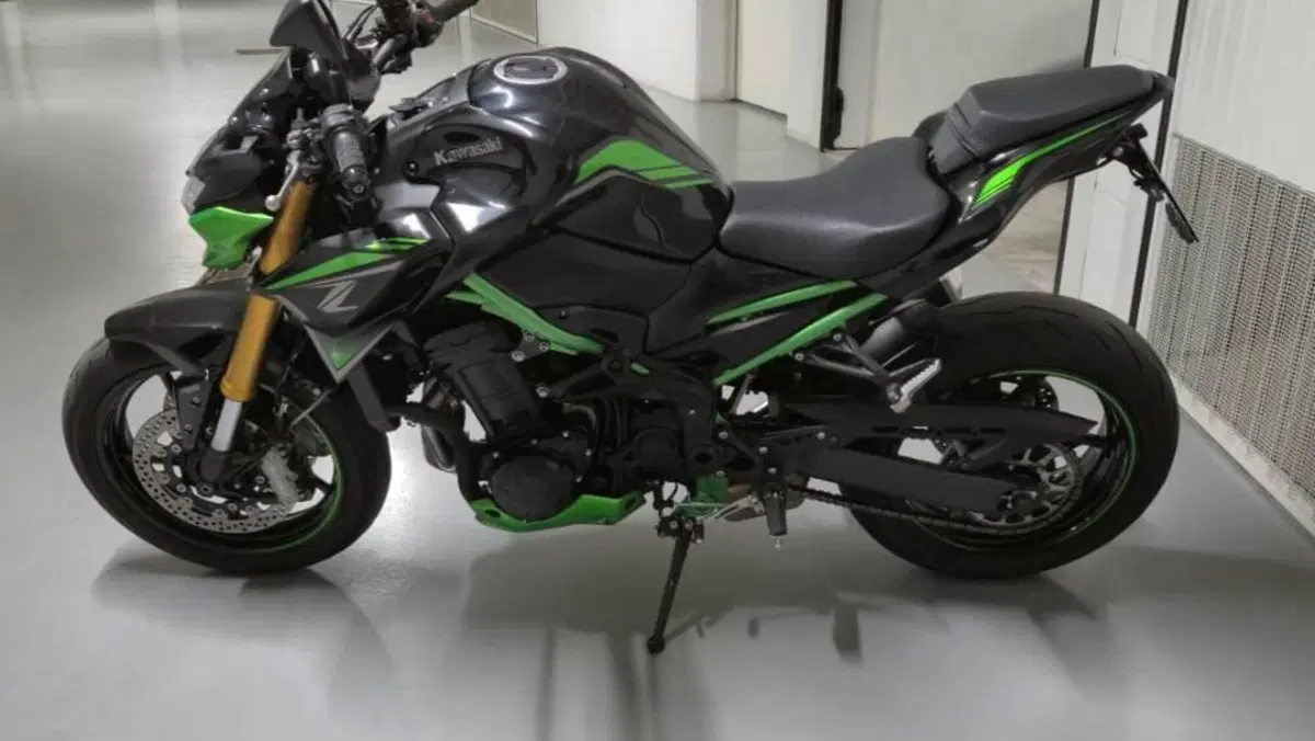 Kawasaki Z 900 SE (2022 - 24)  (3)