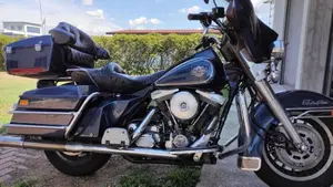 Harley-Davidson   (2)