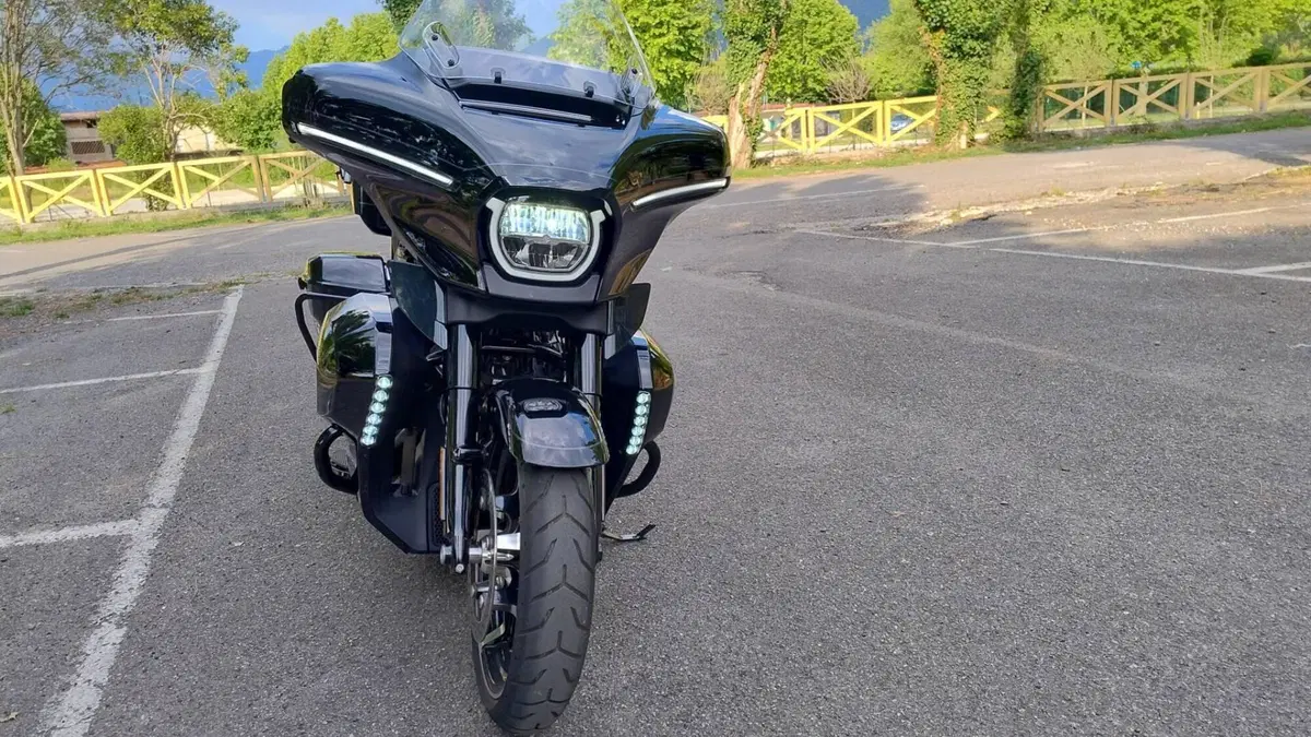 Harley-Davidson Street Glide Ultra (2025)  (2)
