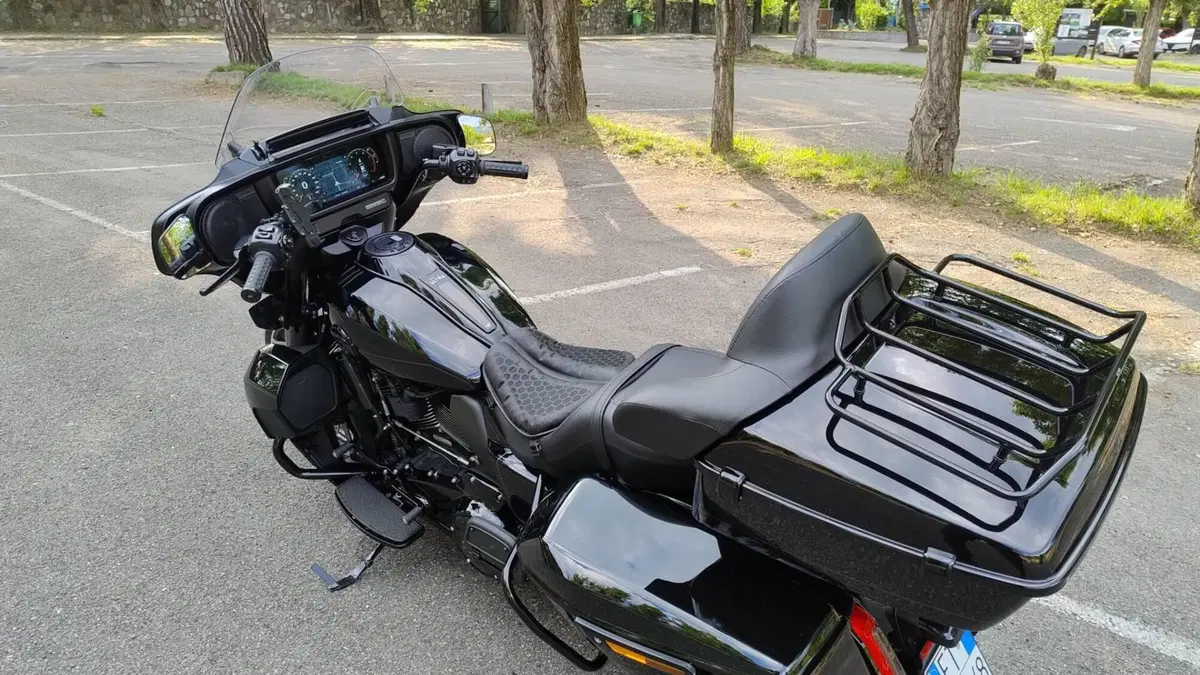 Harley-Davidson Street Glide Ultra (2025)  (3)