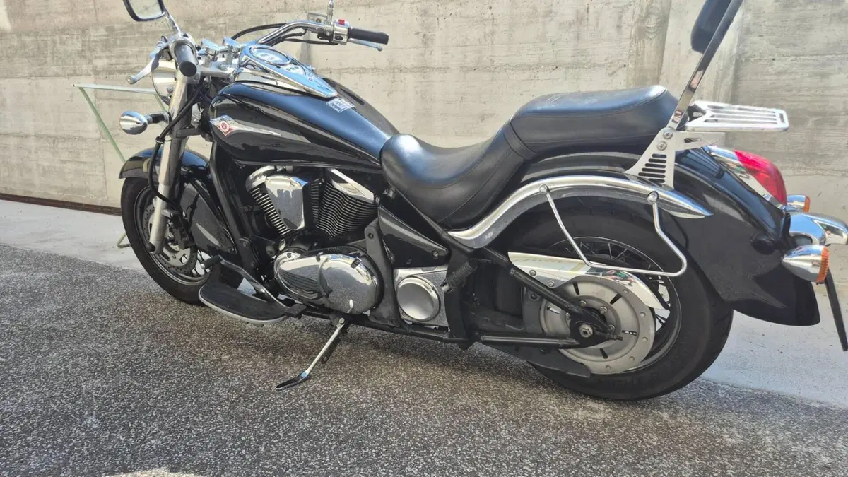 Kawasaki Vulcan VN 900 Classic (2006 - 10)  (3)