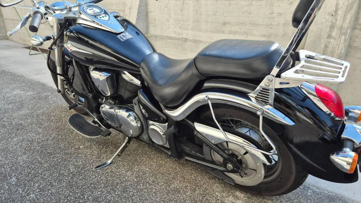 Kawasaki Vulcan VN 900 Classic (2006 - 10)  (5)
