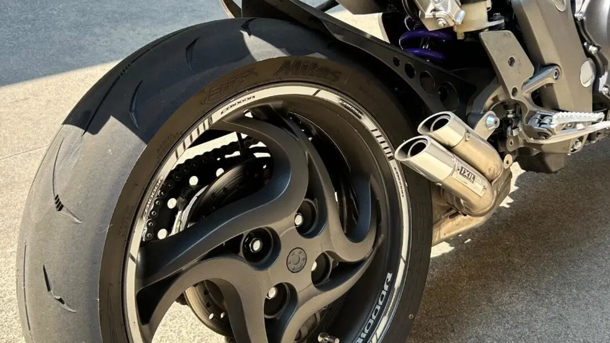 Honda CB 1000 R (2008 - 10)  (7)