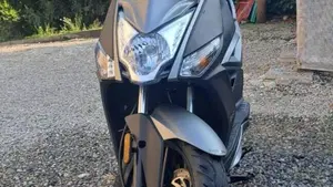Kymco Agility 200i R16 + (2021 - 25)  (4)