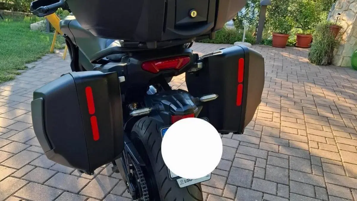 Yamaha Tracer 9 GT (2021 - 24)  (2)