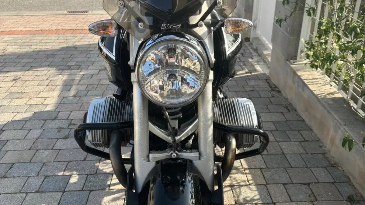 Bmw R 1200 R (2006 - 11)  (2)