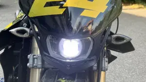 Husqvarna SMS 125 4 (2010 - 12)  (7)