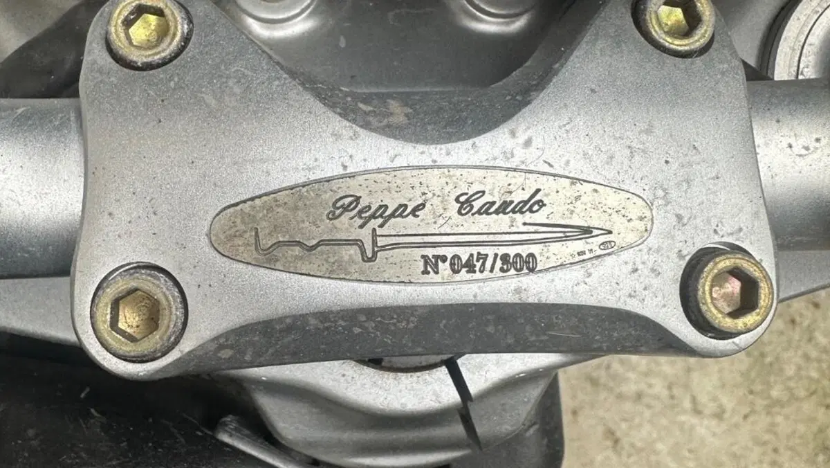 MV Agusta Brutale 750 S (2002 - 06)  (2)