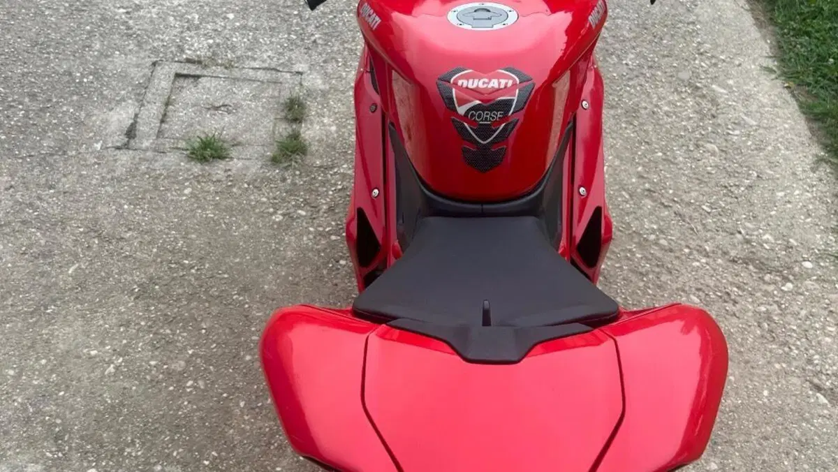 Ducati 848 (2007 - 13)  (8)