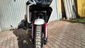 Honda Africa Twin CRF 1100L ES (2024 - 26) 