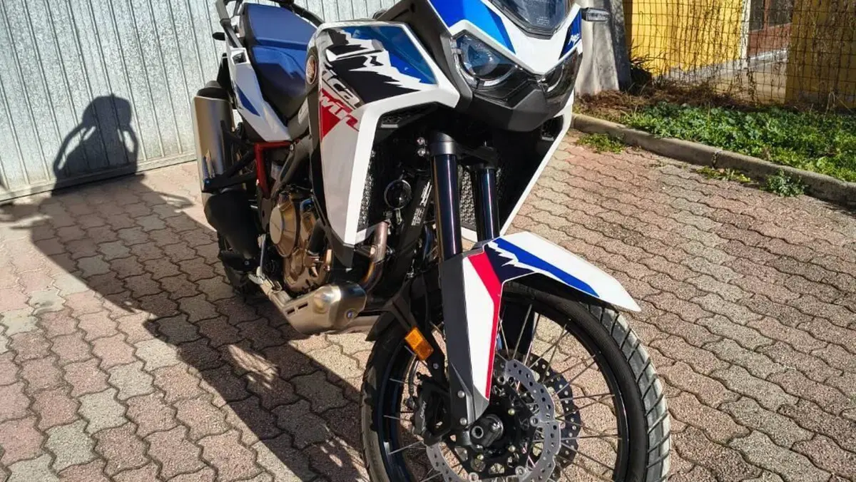 Honda Africa Twin CRF 1100L ES (2024 - 26)  (4)