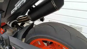 KTM 890 Duke R (2021)  (5)