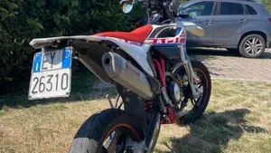 Betamotor RR 125 4T Motard LC (2021 - 23)  (2)