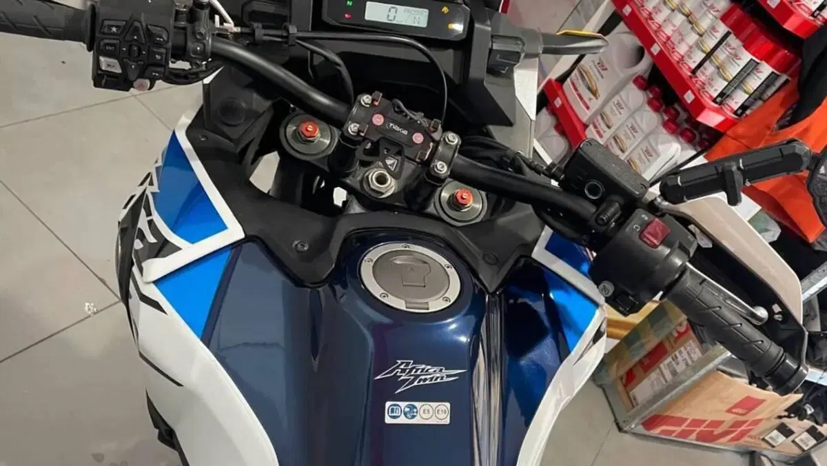 Honda Africa Twin CRF 1100L Urban (2022 - 23)  (2)