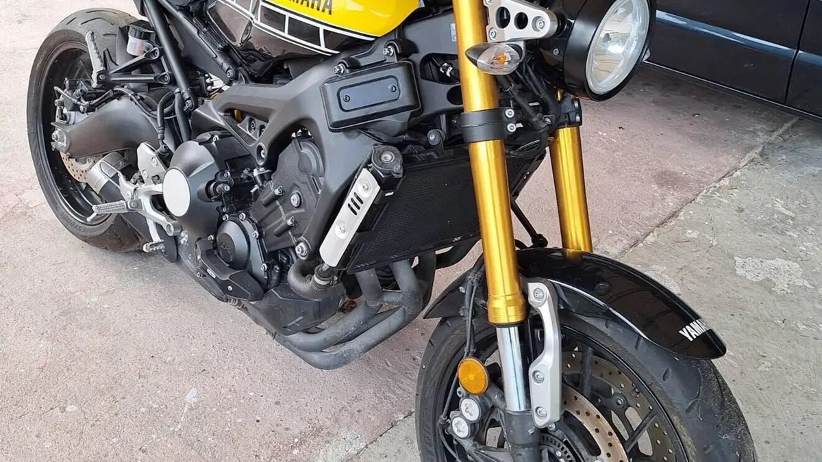 Yamaha XSR 900 ABS 60th Anniversary (2016 - 18)  (9)