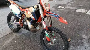 KTM 250 EXC TPI (2018)  (5)