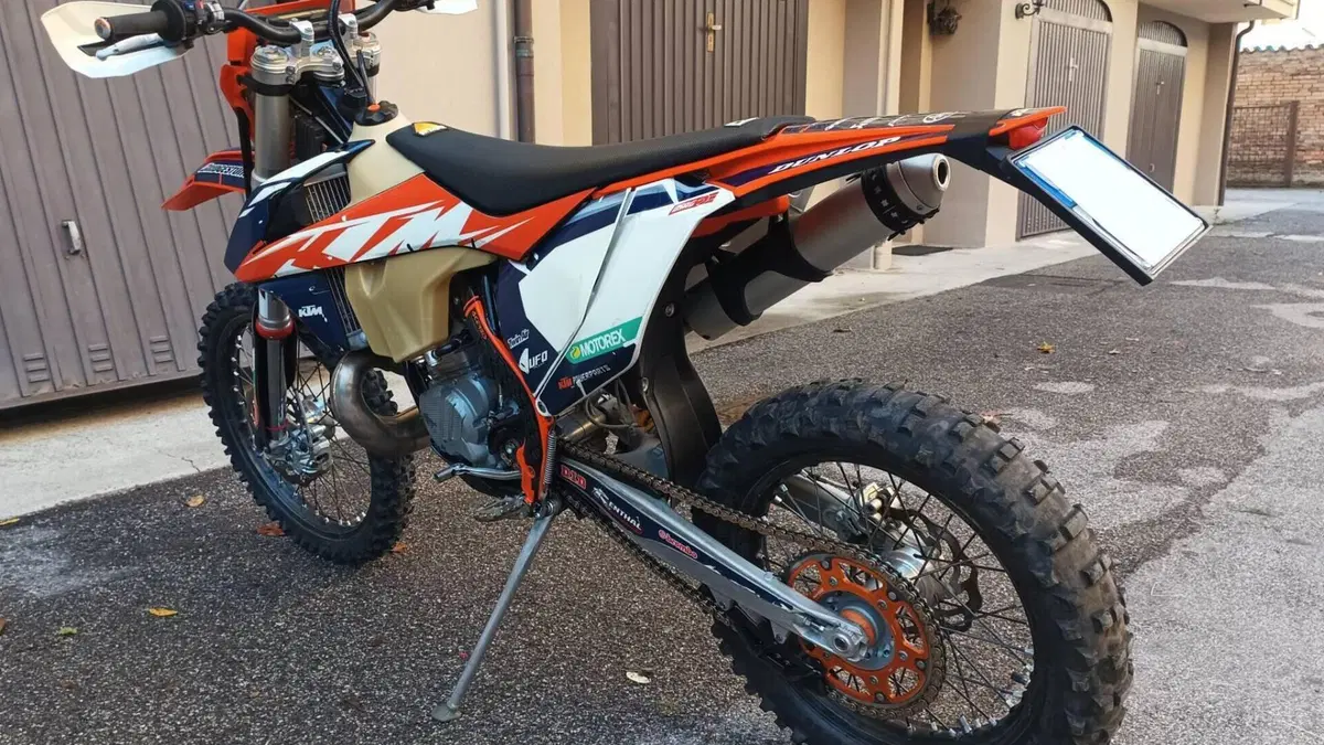 KTM 250 EXC TPI (2018)  (2)