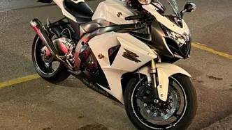 Suzuki GSX-R1000 (2009 - 11) usata