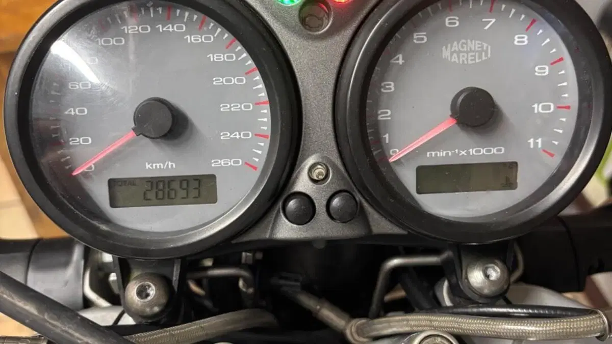 Ducati Monster 620 I.E. Dark (2002)  (5)