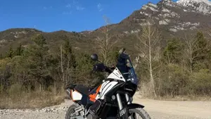 KTM 990 Adventure (2009 - 11)  (2)