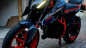 KTM 390 Duke (2024 - 25)  (2)