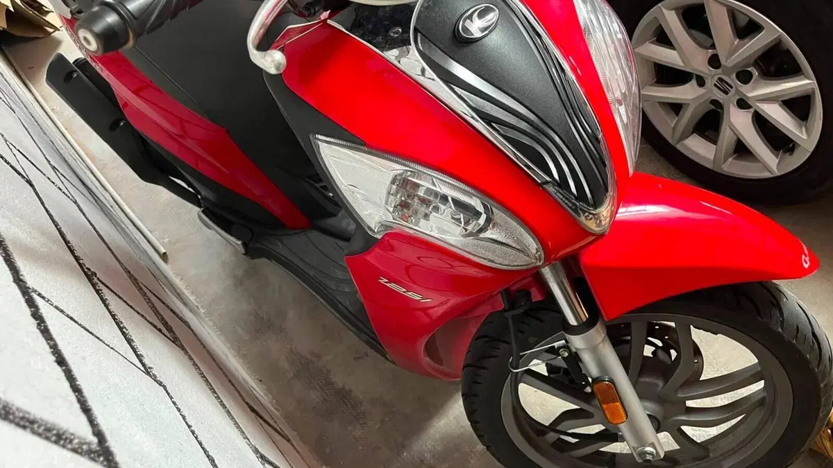 Kymco People 125i One DD (2016 - 17)  (5)
